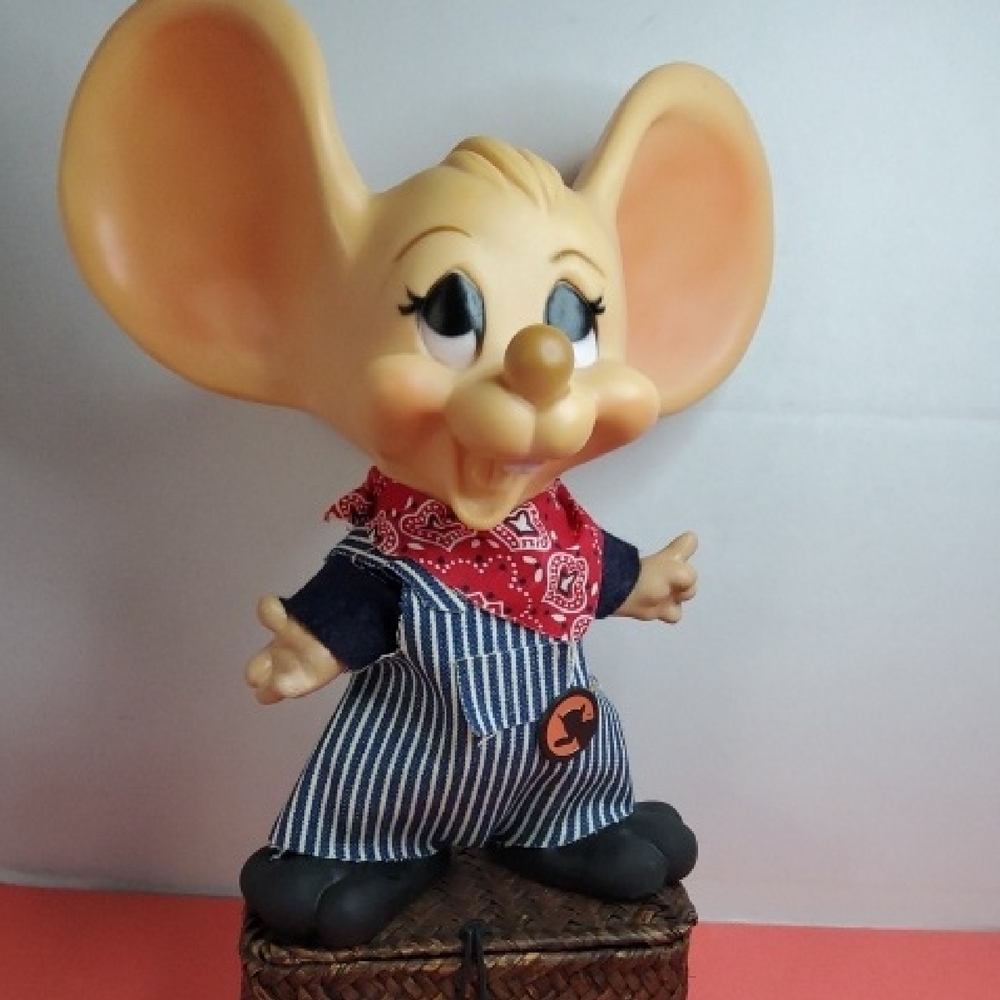 Vintage Ernie Big Ear Engineer Mouse 1970.